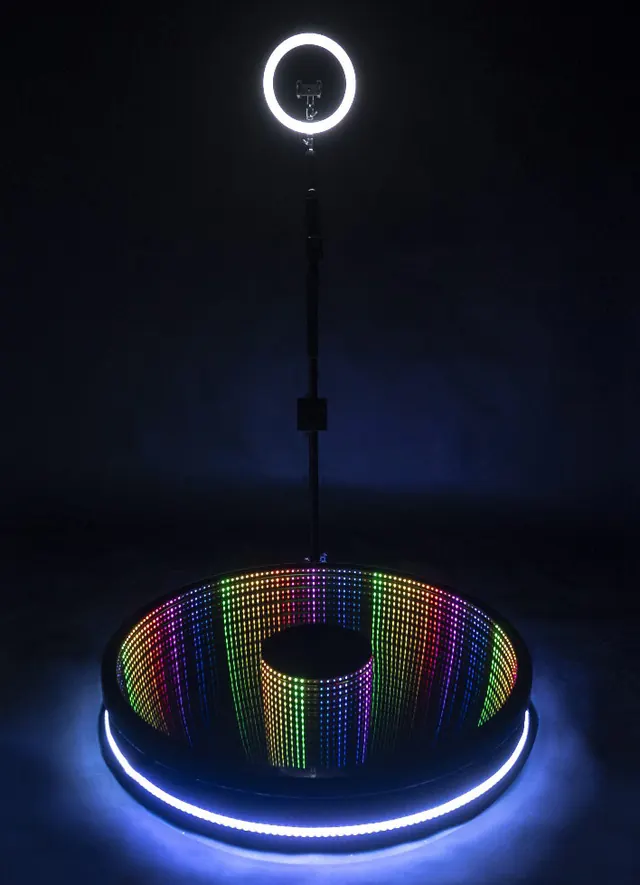 360° Infinity Mirror Video Booth — Click & Fire event services, Crete